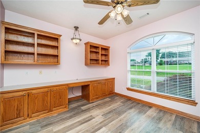 Stunning Home with Ozark Mountain Views - Across from Golf - photo 7
