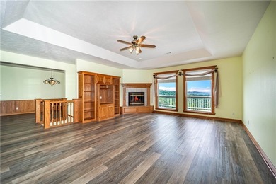Stunning Home with Ozark Mountain Views - Across from Golf - photo 8