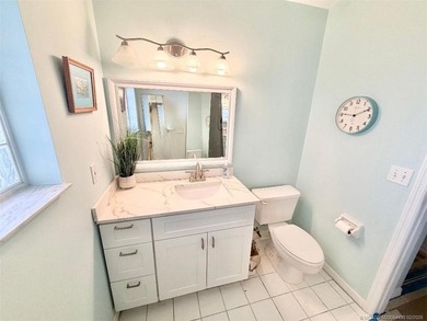 Immaculate and well maintained home in the heart of Palm City - photo 12