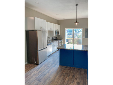Looking to invest in a property with timeless character and - photo 17