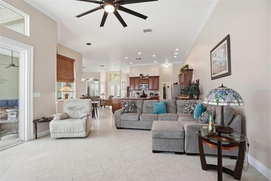 Luxury Lakefront Living In Glen Lakes Country Club. This 3 - photo 17
