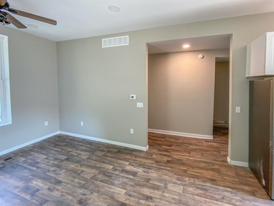 Looking to invest in a property with timeless character and - photo 18