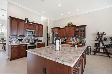 Luxury Lakefront Living In Glen Lakes Country Club. This 3 - photo 21