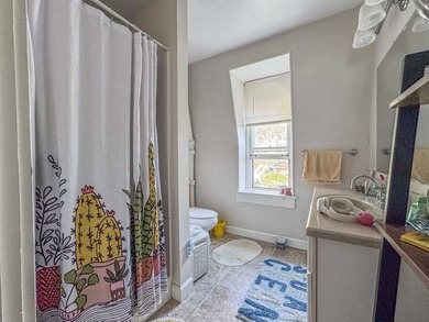 Looking to invest in a property with timeless character and - photo 22