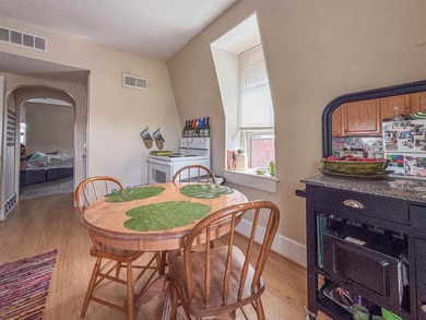 Looking to invest in a property with timeless character and - photo 23