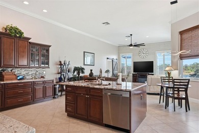 Luxury Lakefront Living In Glen Lakes Country Club. This 3 - photo 23