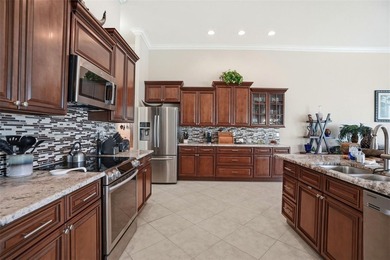 Luxury Lakefront Living In Glen Lakes Country Club. This 3 - photo 24
