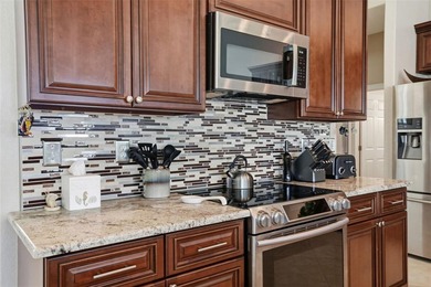 Luxury Lakefront Living In Glen Lakes Country Club. This 3 - photo 25