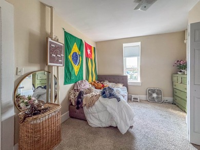 Looking to invest in a property with timeless character and - photo 27