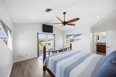 Stunning waterfront living with breathtaking Lemon Bay sunset - photo 35