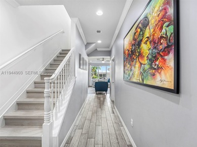 Welcome home to this beautifully maintained 3 bedroom, 2.5 bath - photo 6