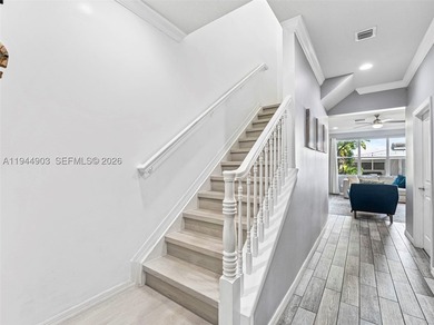 Welcome home to this beautifully maintained 3 bedroom, 2.5 bath - photo 7