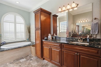 Luxury Lakefront Living In Glen Lakes Country Club. This 3 - photo 37