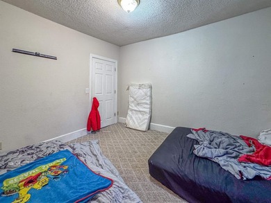 Looking to invest in a property with timeless character and - photo 44
