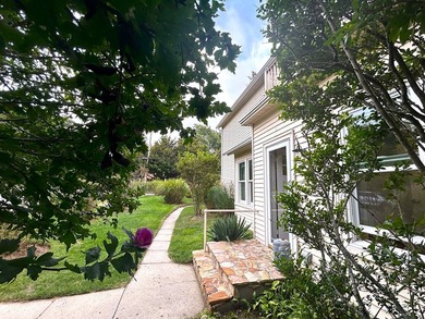 Price Improvement! First time buyers, investors, renovators, and - photo 12