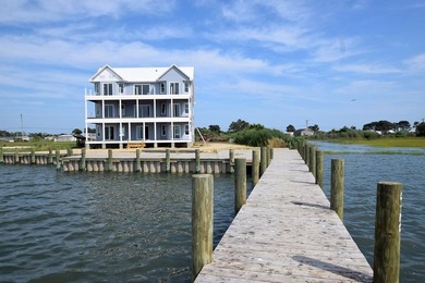 Waterfront 5-bedroom, 3714-square-foot home with an Elevator, a - photo 30