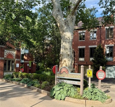 Welcome to the Village of Shadyside. One bedroom large luxury - photo 2