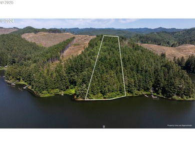 Lake Acreage For Sale in Lakeside, Oregon