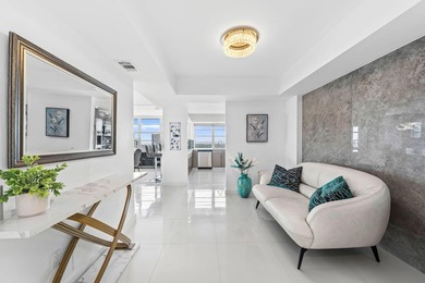 Stunning top-floor corner unit offering breathtaking wraparound - photo 3