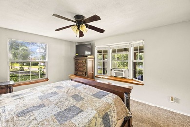 Experience lakeside living with two waterfront lots in the quiet - photo 15