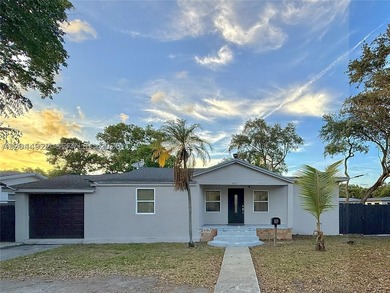 Beautifully updated and move-in ready property in north miami - photo 1