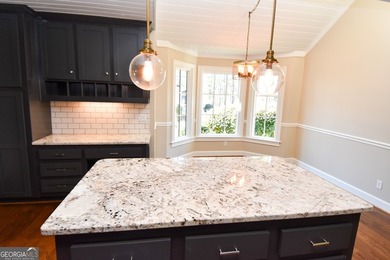 Welcome to refined golf course living in this beautifully - photo 25