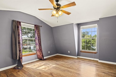 Experience lakeside living with two waterfront lots in the quiet - photo 28
