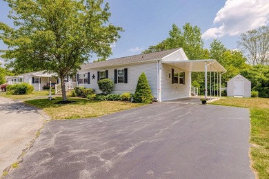 Presenting 20 Blackbird Ct, a meticulously maintained 2003 home - photo 2