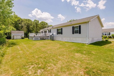 Presenting 20 Blackbird Ct, a meticulously maintained 2003 home - photo 7