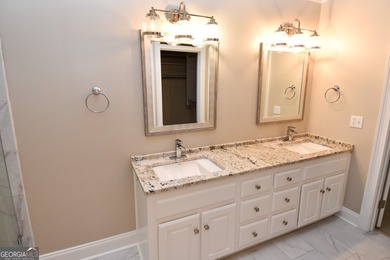Welcome to refined golf course living in this beautifully - photo 40