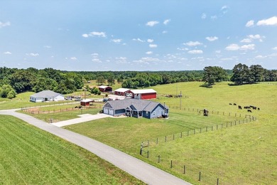 Beautiful 23-acre working cattle farm with fenced and - photo 4