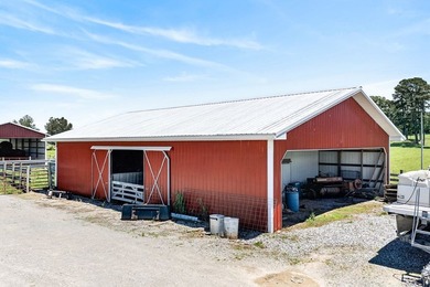 Beautiful 23-acre working cattle farm with fenced and - photo 8