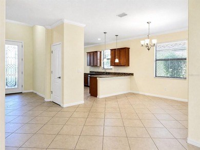 Welcome to this beautiful 3 bedroom, 2 bath single-family home - photo 9