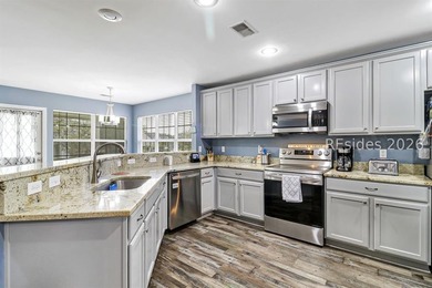 Welcome to this beautifully maintained Cypress Ridge home - photo 13
