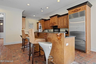 Custom built home in Florence Gardens, an extremely well laid - photo 15