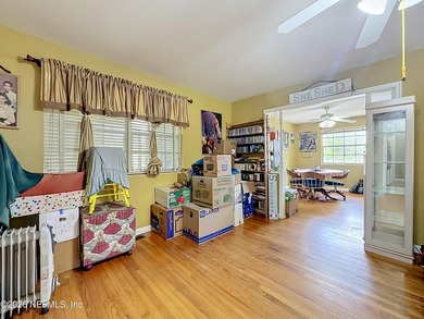 Welcome to this beautifully maintained all-brick home in the - photo 15