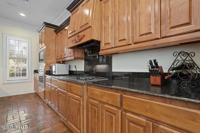 Custom built home in Florence Gardens, an extremely well laid - photo 17
