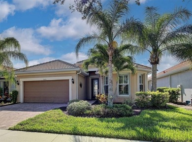 Under contract-accepting backup offers. TURNKEY FURNISHED and - photo 1