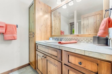 Turn-key Sawtooth Chalet in Tamarack Resort-the country's only - photo 22