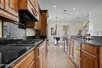 Custom built home in Florence Gardens, an extremely well laid - photo 22
