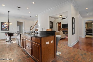 Custom built home in Florence Gardens, an extremely well laid - photo 23