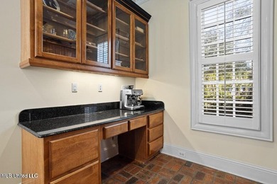 Custom built home in Florence Gardens, an extremely well laid - photo 24