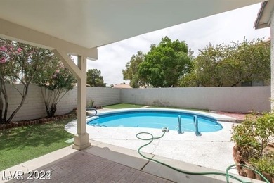 4BD | 3BA + Loft | 3-Car Garage | No HOA | Paid-in-Full Solar |