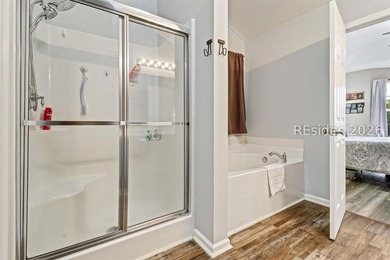 Welcome to this beautifully maintained Cypress Ridge home - photo 26