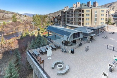 Experience luxury mountain living in Riverfront Lodge, an - photo 27