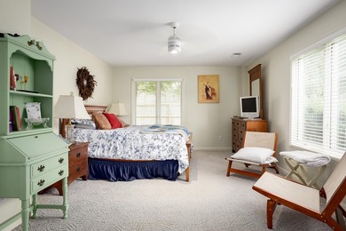 Welcome to your dream home! This beautiful 4 bedroom, 3 bathroom - photo 29