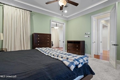 Custom built home in Florence Gardens, an extremely well laid - photo 30