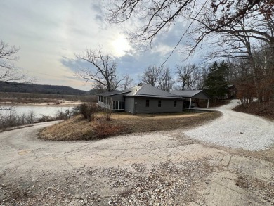 Lake Home For Sale in Vienna,, Missouri