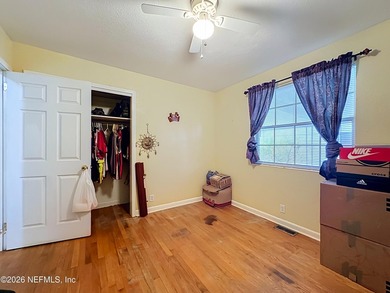 Welcome to this beautifully maintained all-brick home in the - photo 32