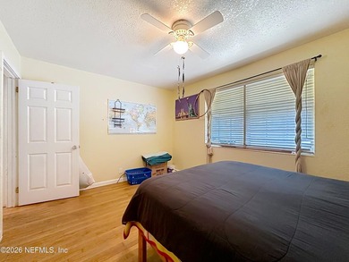 Welcome to this beautifully maintained all-brick home in the - photo 36